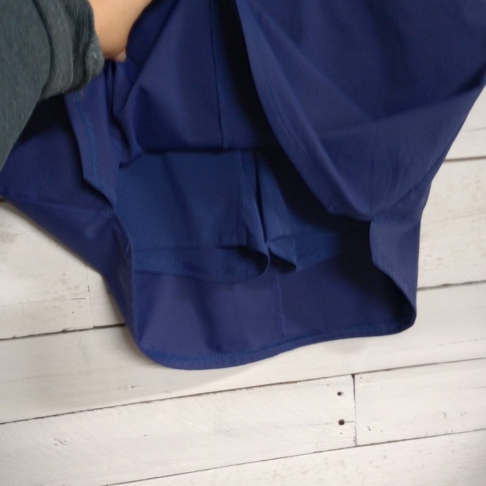 Adidas Women’s Navy Blue Casual Shorts - Picture 4 of 16